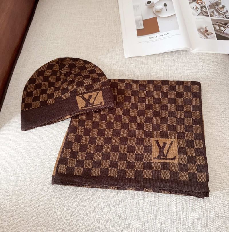 Louis Vuitton Caps Scarfs